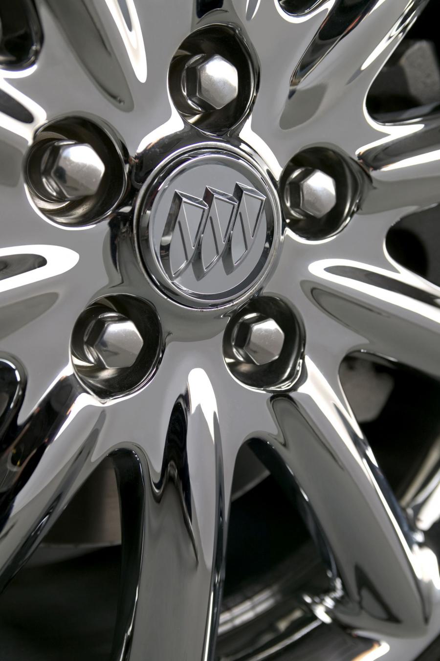 Buick Lucerne 2006 года  (фото 52 из 81)